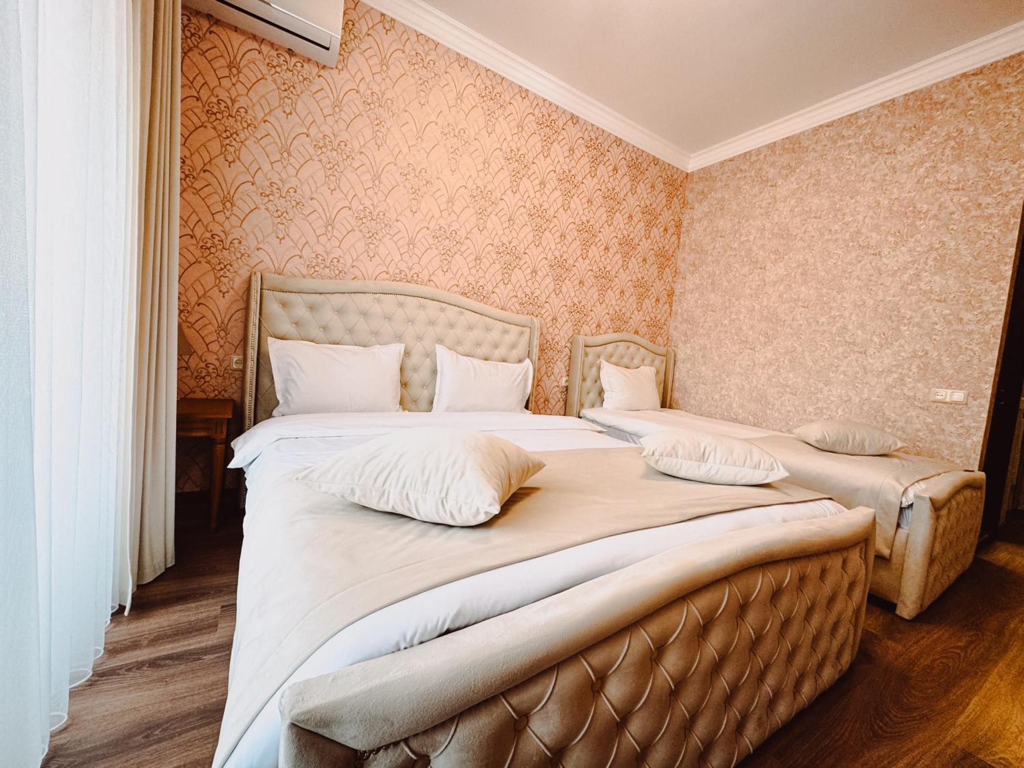 Armenia Hotel Erywań Zewnętrze zdjęcie