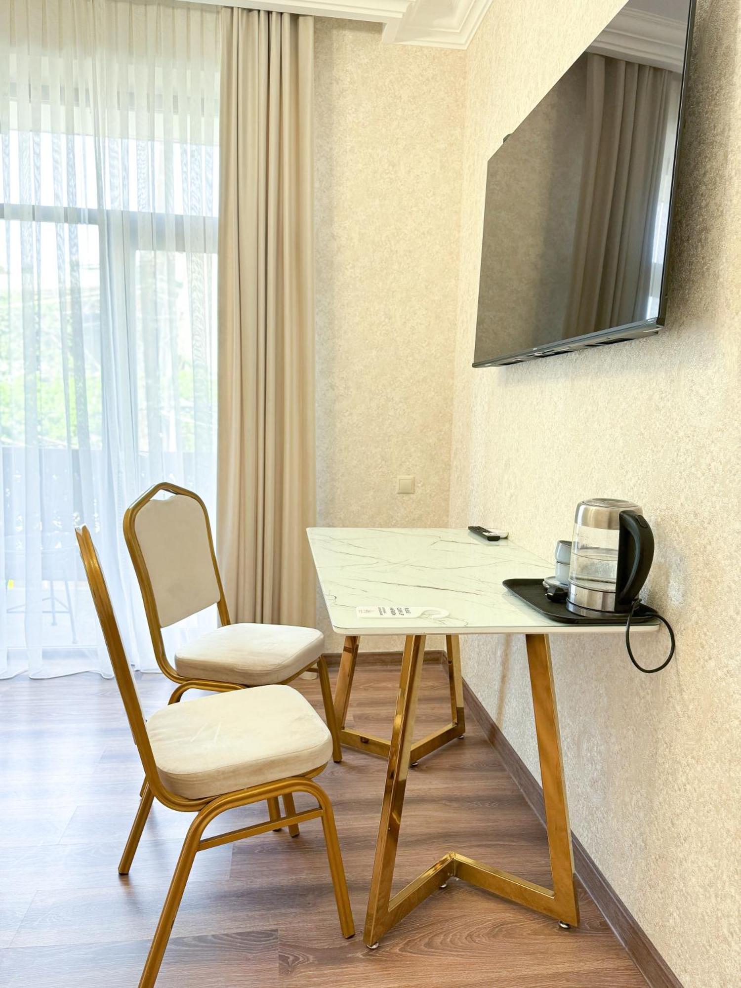 Armenia Hotel Erywań Zewnętrze zdjęcie
